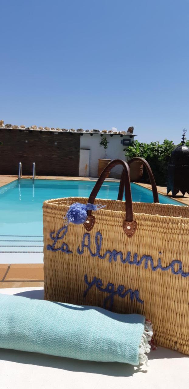 La Almunia De La Alpujarra Leilighet Yegen Eksteriør bilde